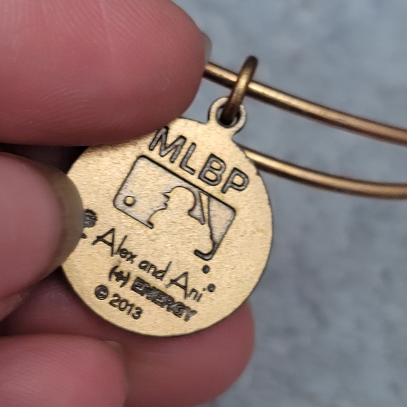 Alex & Ani New York Yankees Gold MLB Bracelet - Picture 3 of 3